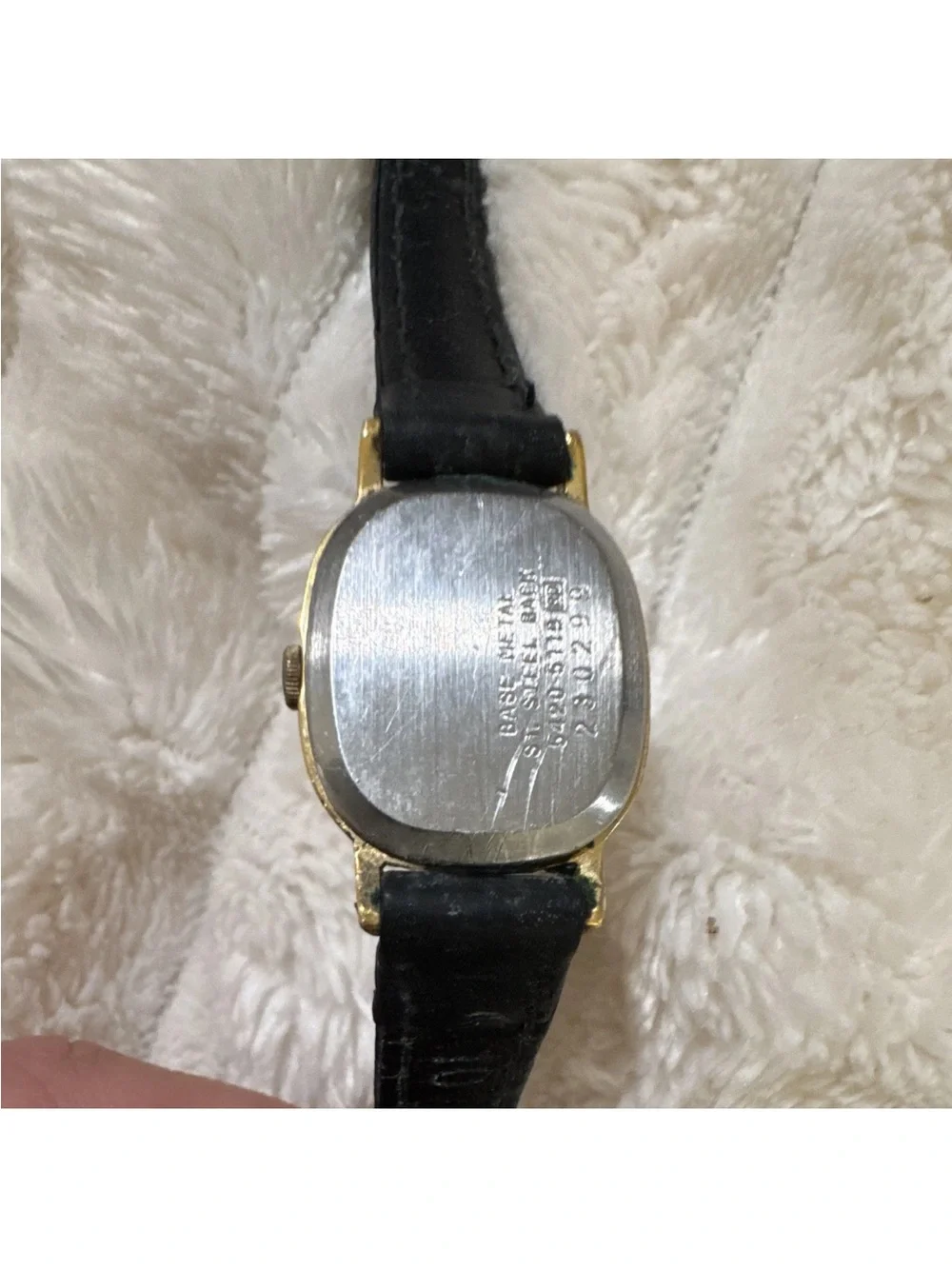 Vintage Seiko 5420-5119 Ladies Gold Tone Quartz Dress Watch Black Leather Band